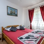 Vikendica House Sunce